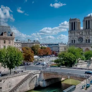 Hotel Les Rives De Notre-dame ****